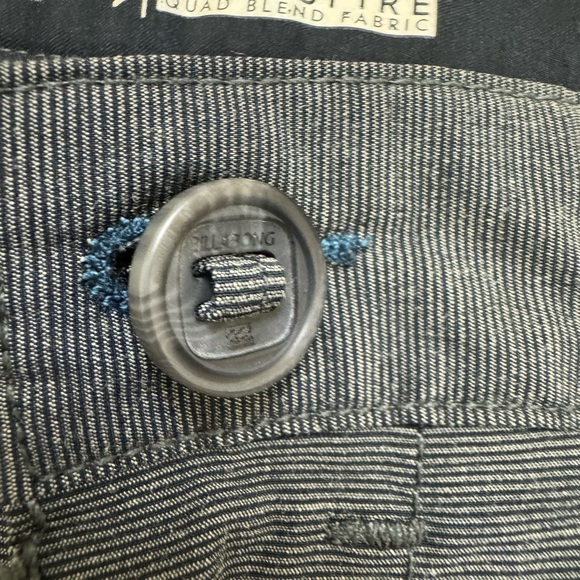 Billabong Men's Gray Shorts Size 32 - Picture 3 of 11